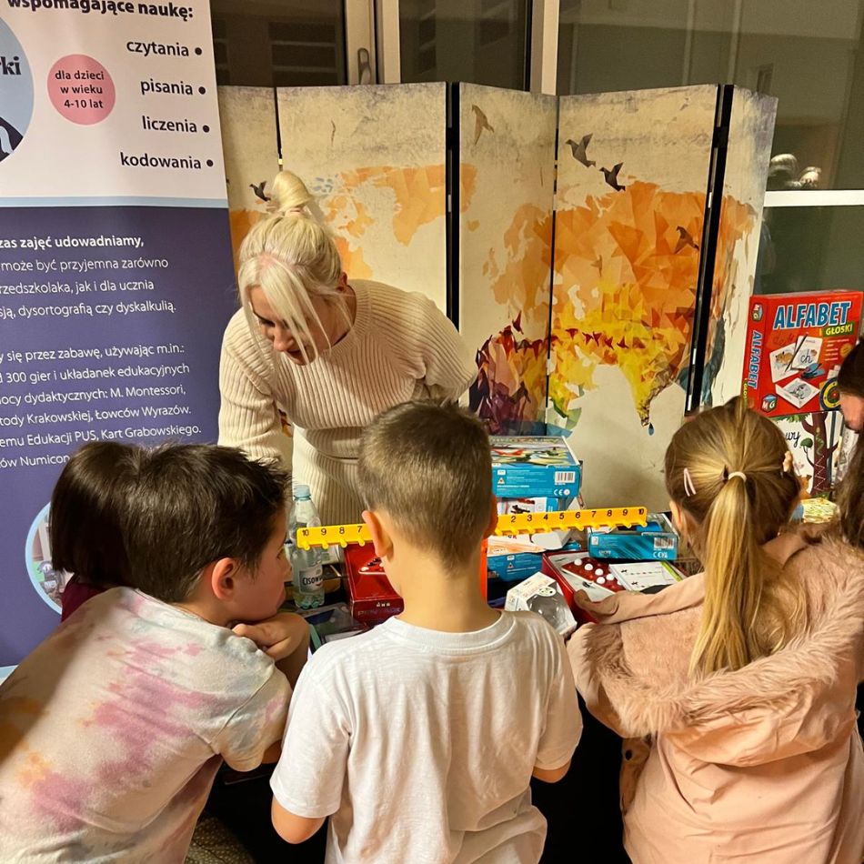 indywidualne zajęcia edukacyjne dla dziecka w pracowni Przyjazne Literki i Cyferki
